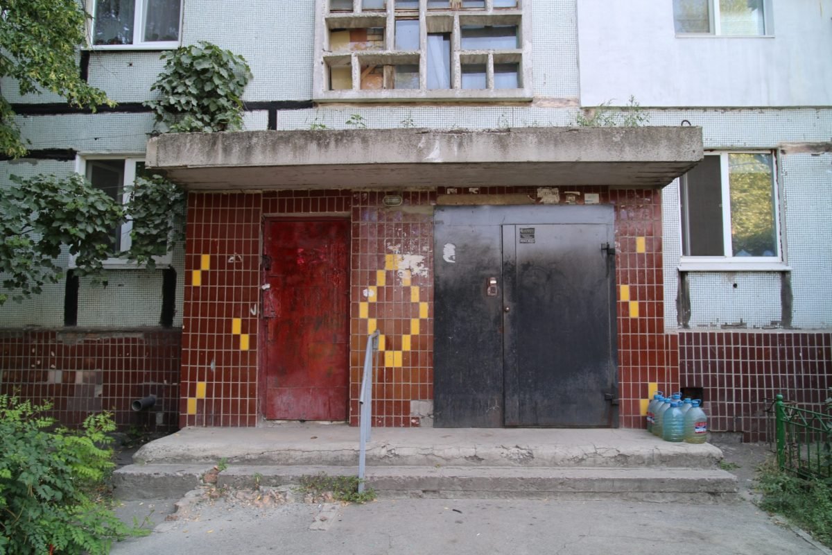 Трагедия произошла в доме по улице Немировича-Данченко Трагедия произошла в доме по улице Немировича-Данченко