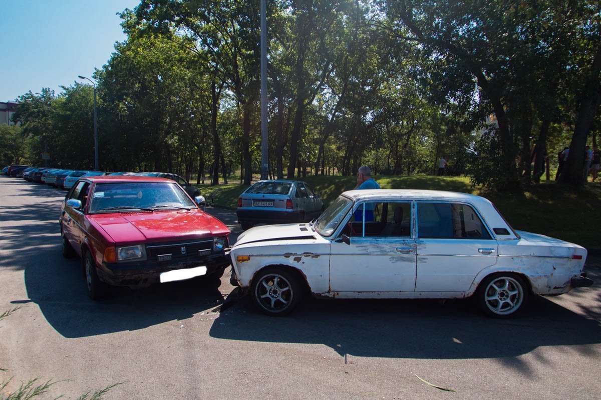 Водитель ВАЗ после ограбления пытался догнать злоумышленников Водитель ВАЗ после ограбления пытался догнать злоумышленников
