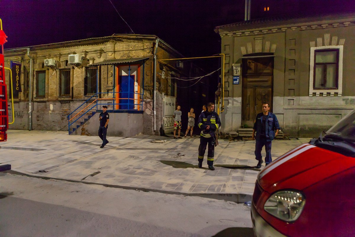 На Троицкой пытались поджечь офис На Троицкой пытались поджечь офис