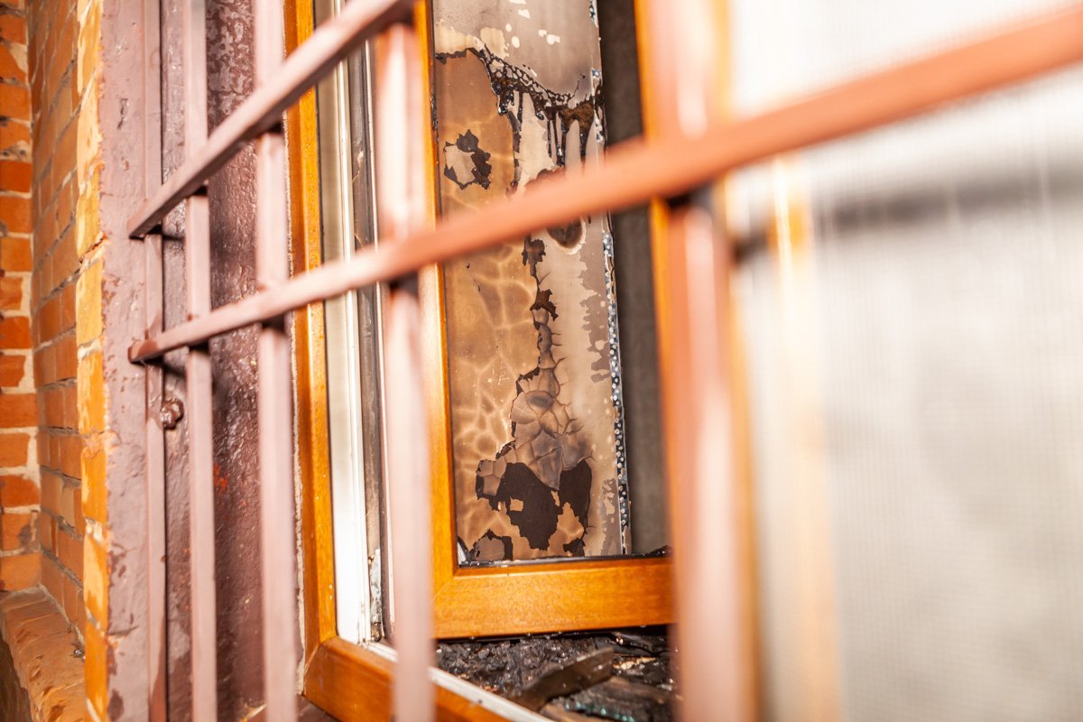 И металлопластиковое окно И металлопластиковое окно