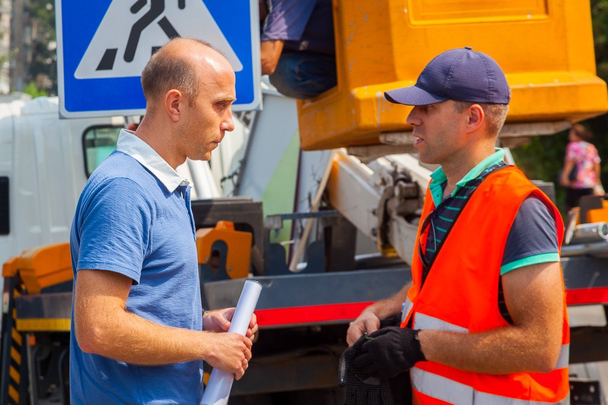 Директор "Днепродорсервис" проконтролировал ход работ