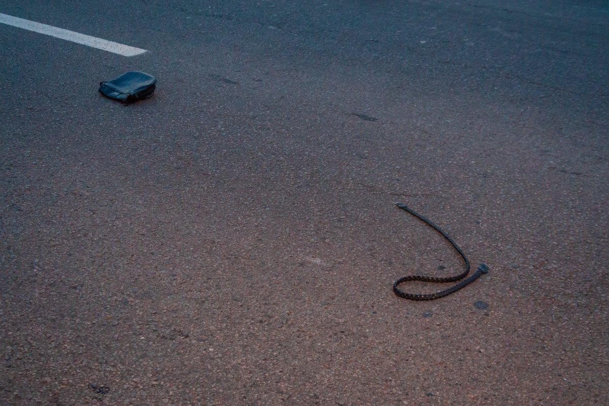 Личные вещи потерпевшей  Личные вещи потерпевшей