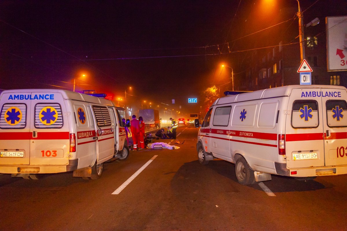 Но спасти жизнь мотоциклисту им не удалось