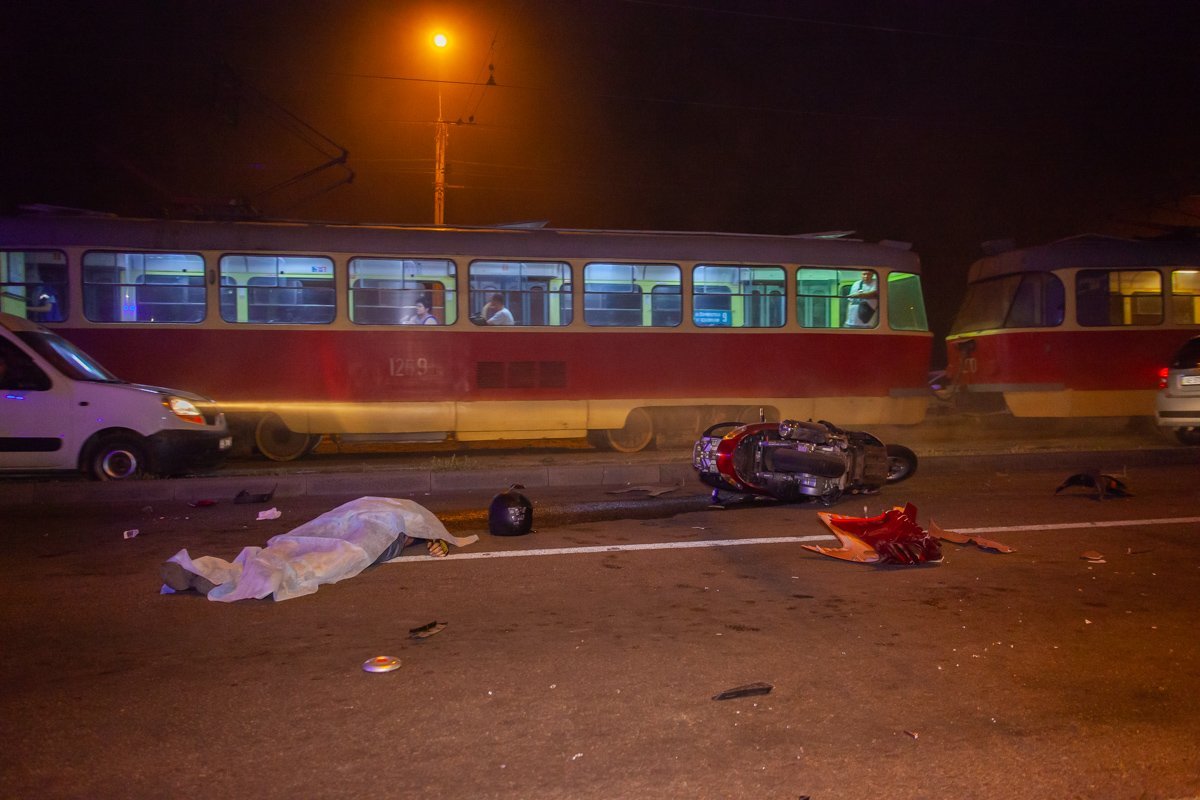 Мотоциклист ехал в сторону 12-го квартала