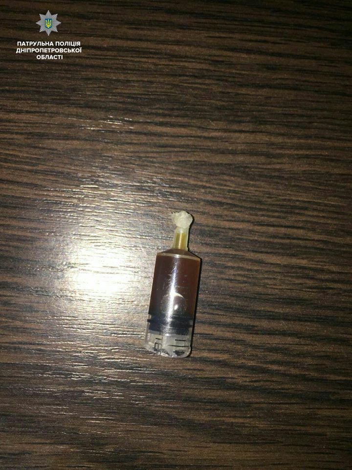 Во всех случаях полицейские вызвали на место происшествия следственно-оперативные группы Во всех случаях полицейские вызвали на место происшествия следственно-оперативные группы