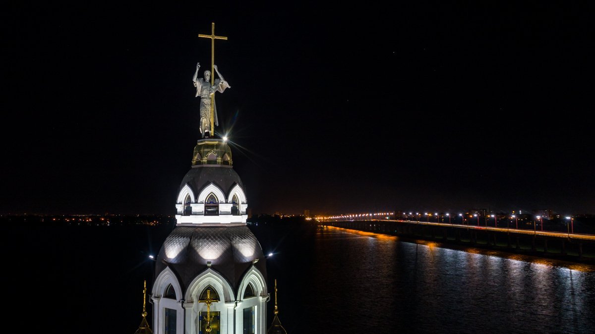 Ее автор - одесский скульптор Николай Худолей Ее автор - одесский скульптор Николай Худолей