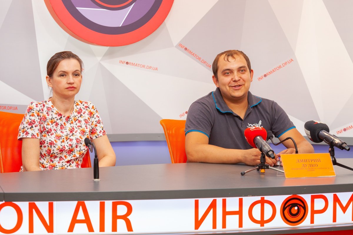 Проект успешно существует около 2 лет Проект успешно существует около 2 лет