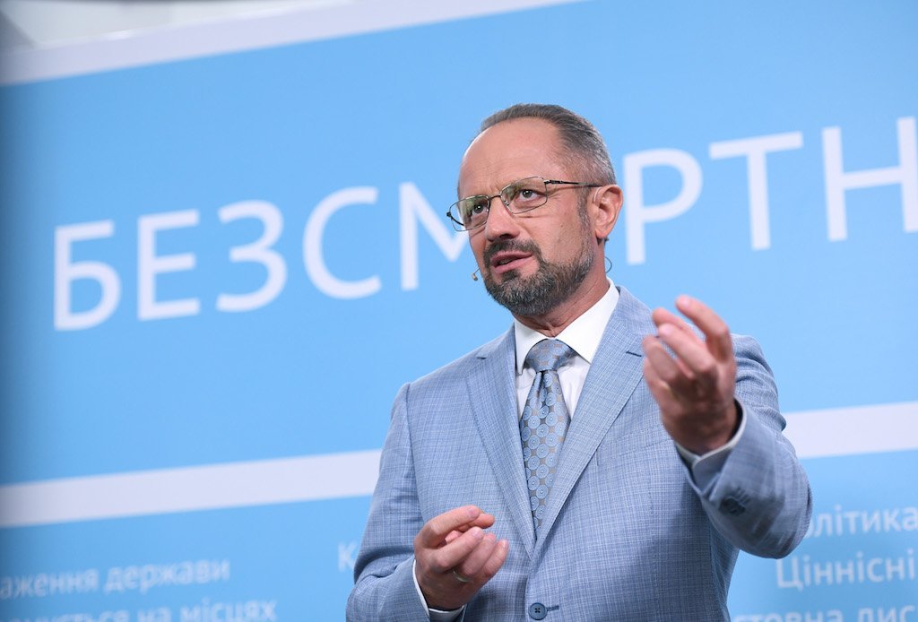 В Днепре Роман Безсмертный рассказывал, почему он решил идти в президенты 1