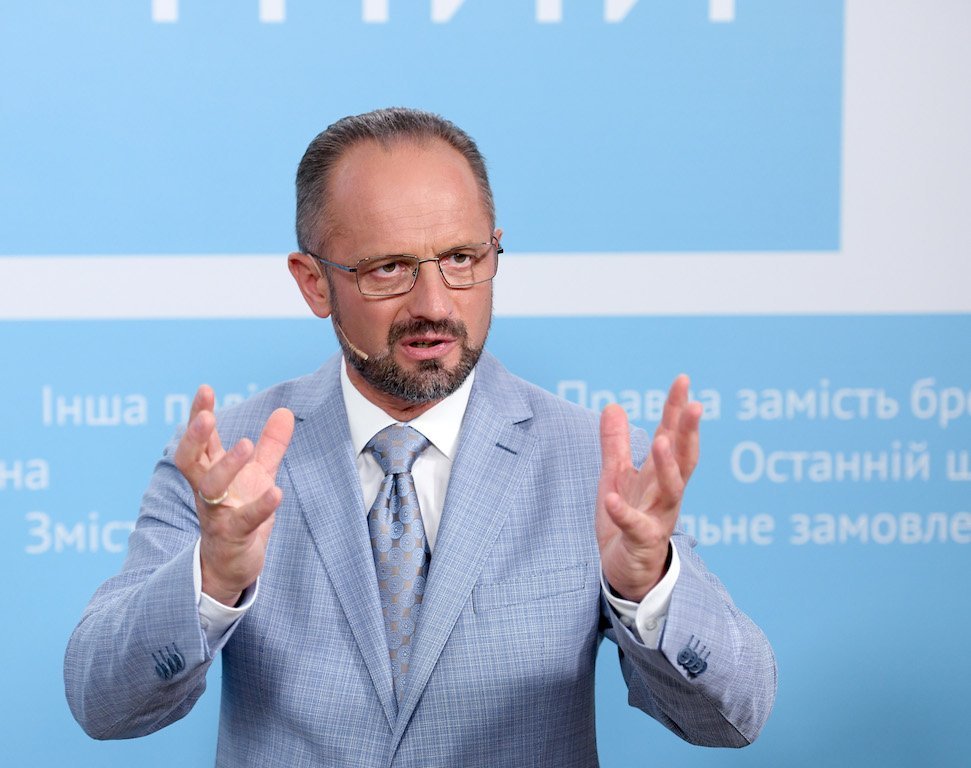 В Днепре Роман Безсмертный рассказывал, почему он решил идти в президенты 3