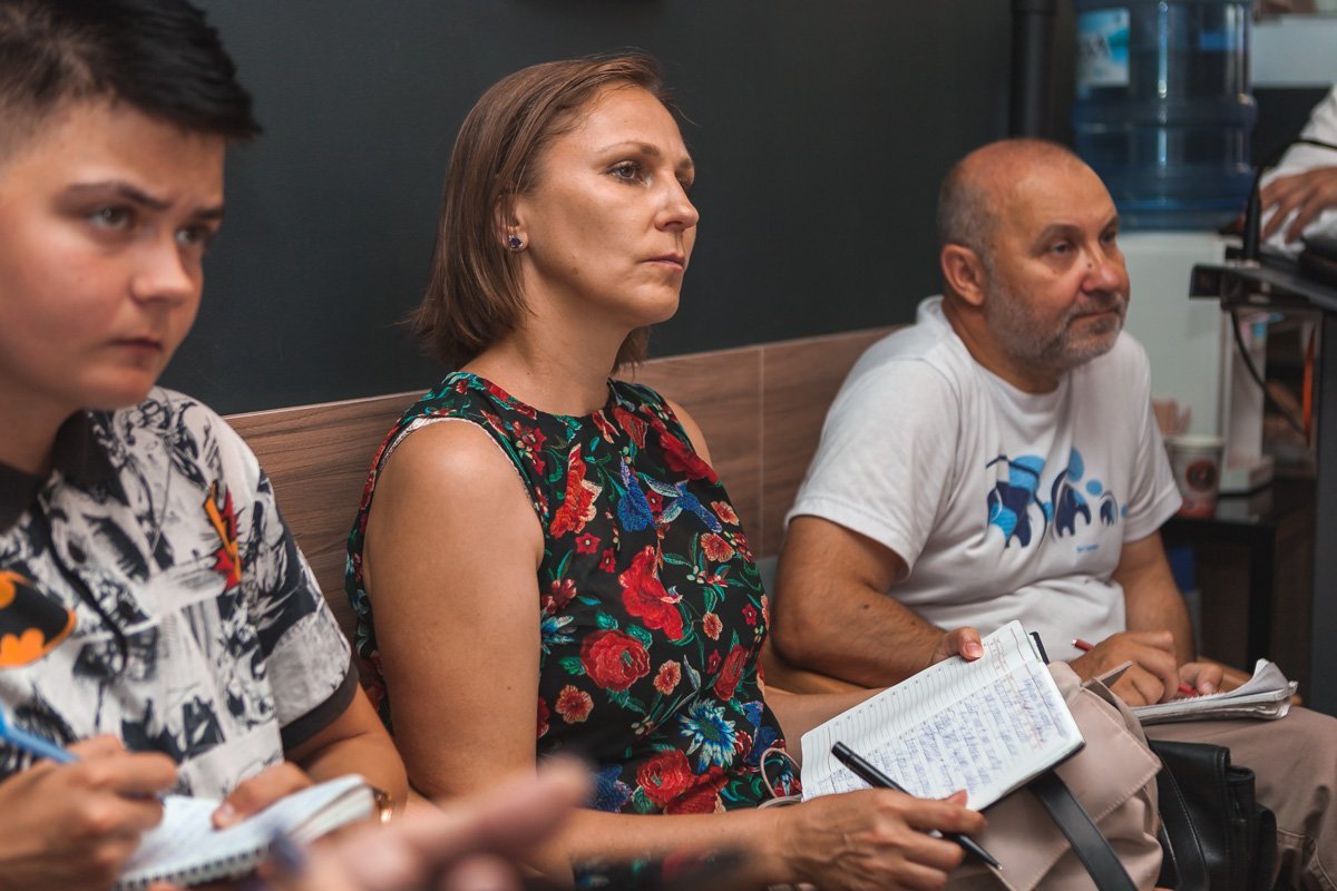 В Днепре Роман Безсмертный рассказывал, почему он решил идти в президенты 6