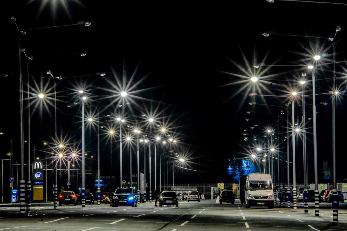 По темным улицам летит "Ночной дозор»