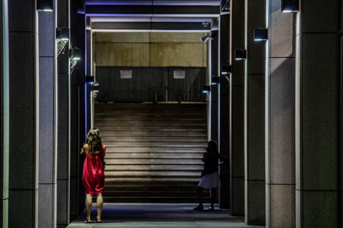 Все знают, что на ночных улицах опасно