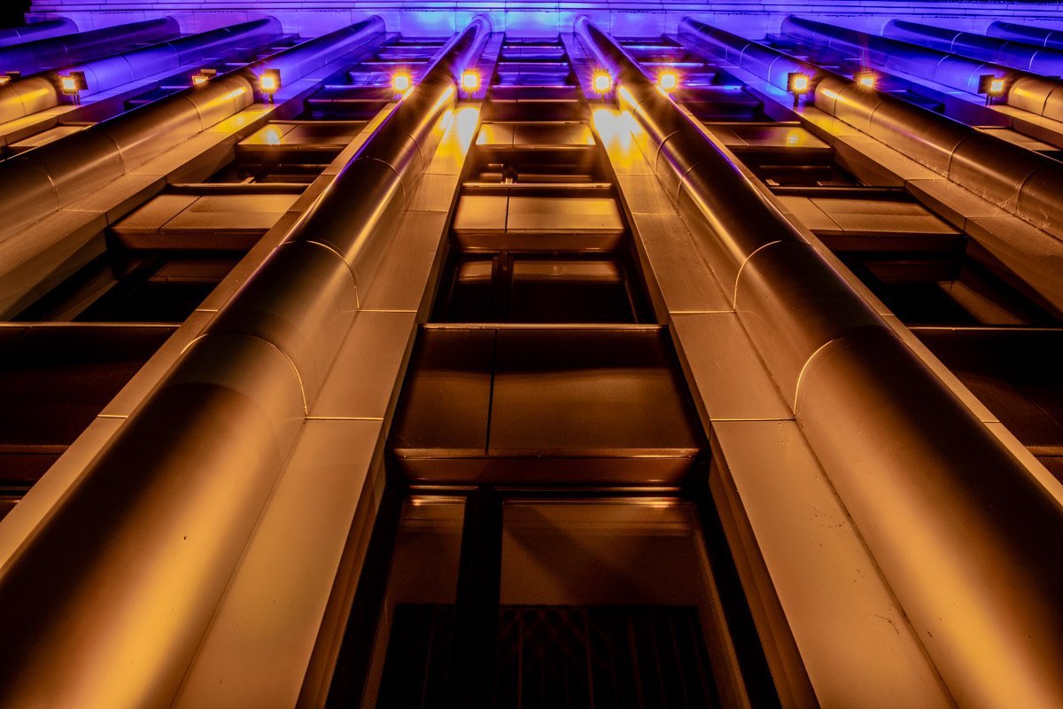 Здание ОГА превратилось в "Лабиринт" Макса Фрая