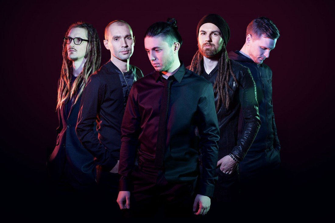 Участники группы раздадут автографы и пообщаются с фанатами