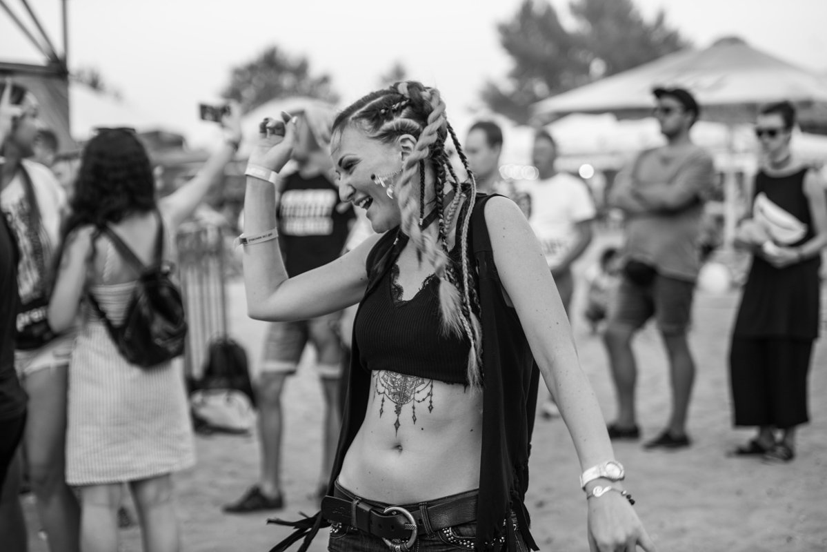 Неформальная внешность привлекает внимание Неформальная внешность привлекает внимание