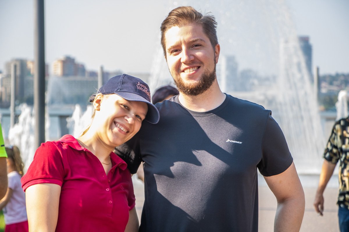 Некоторые приходили тренироваться парами Некоторые приходили тренироваться парами