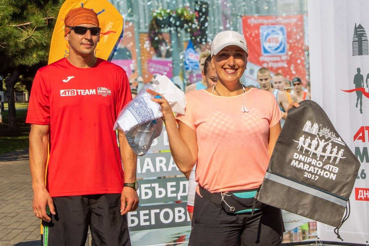 Елене Якуб вручили призы, как самой активной девушке прошлой тренировки  Елене Якуб вручили призы, как самой активной девушке прошлой тренировки