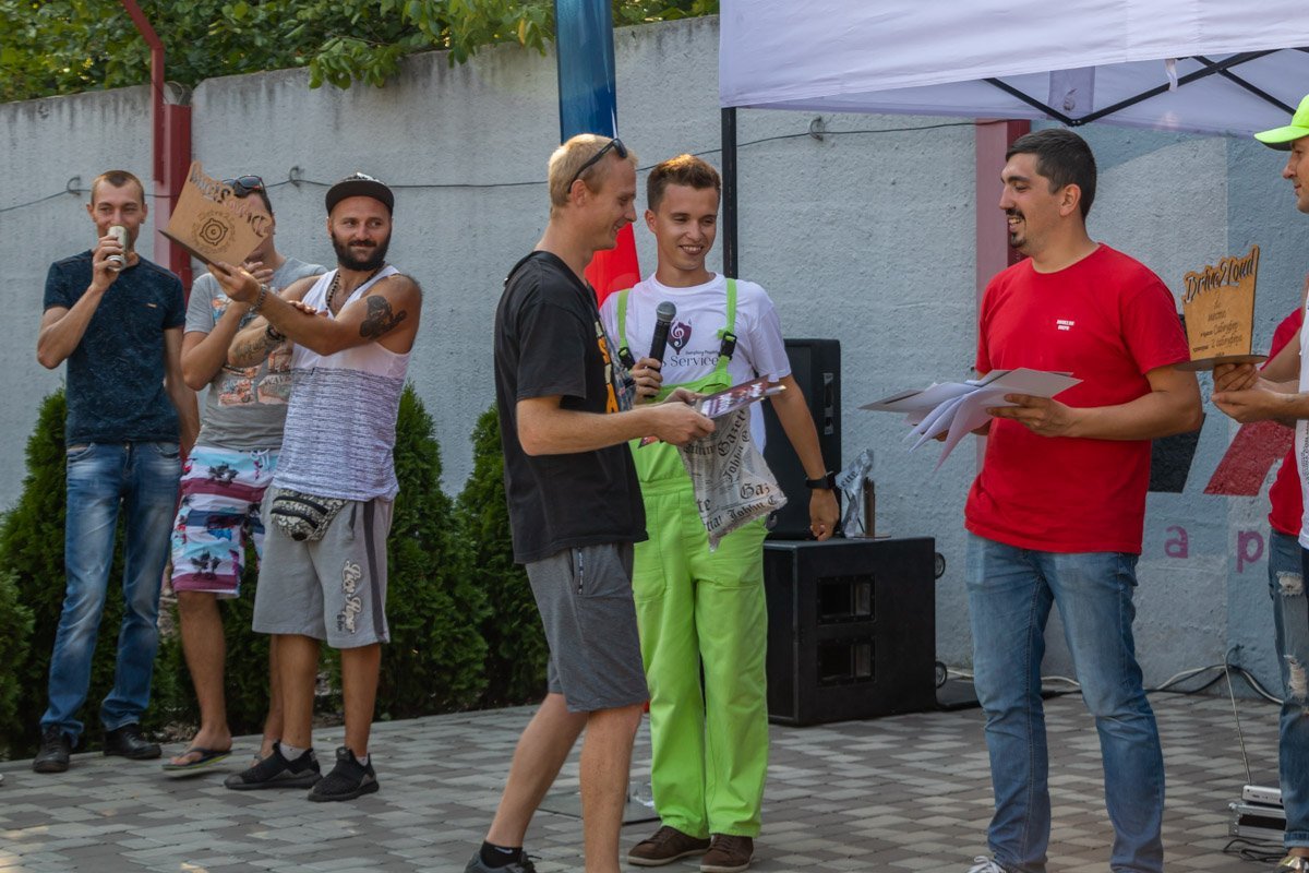 Несмотря на соперничество, на мероприятии царила дружеская атмосфера