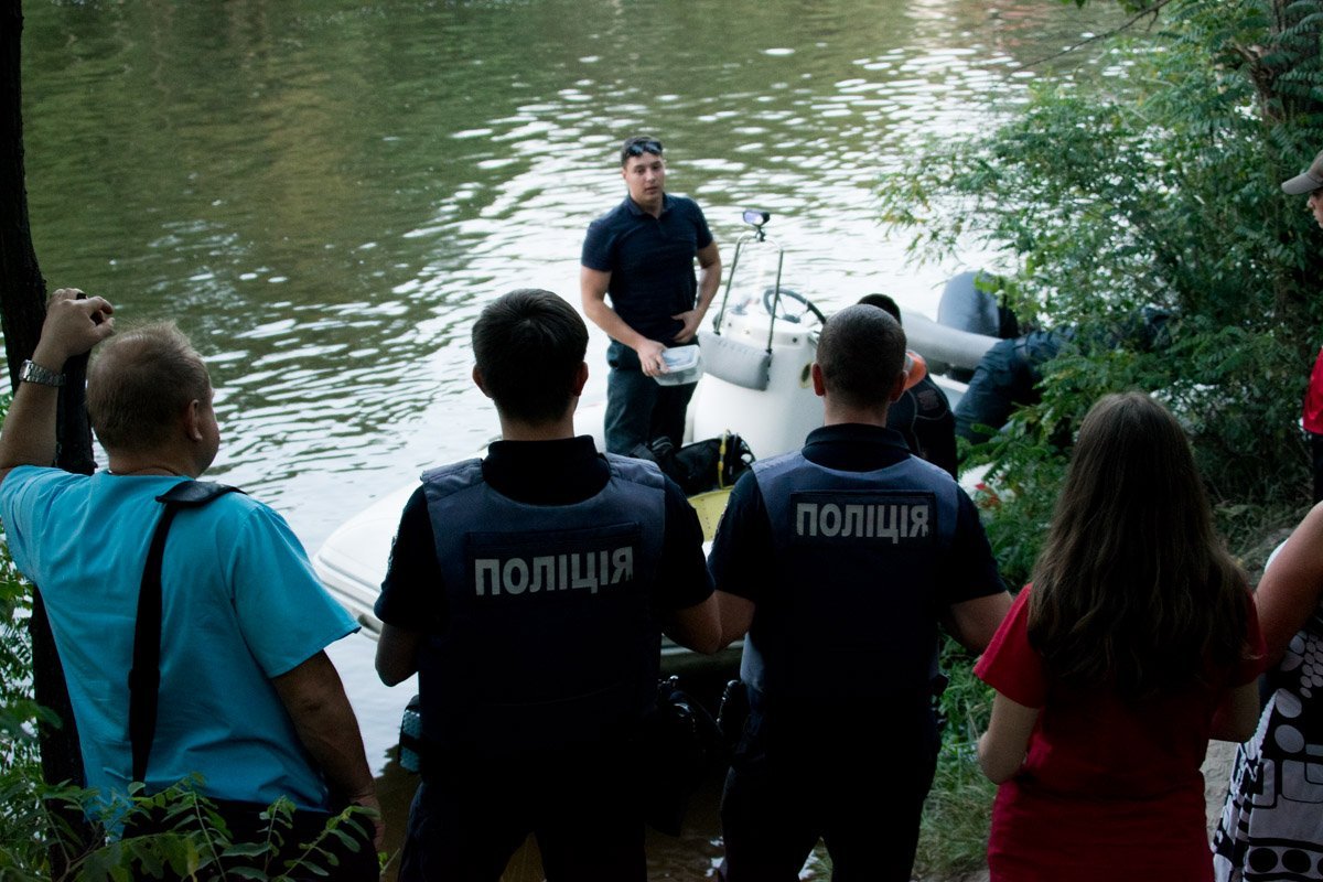 На месте работала патрульная полиция и следственно-оперативная группа