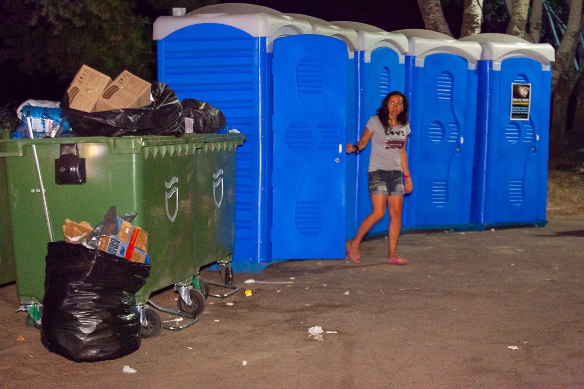 По дороге на малую сцену