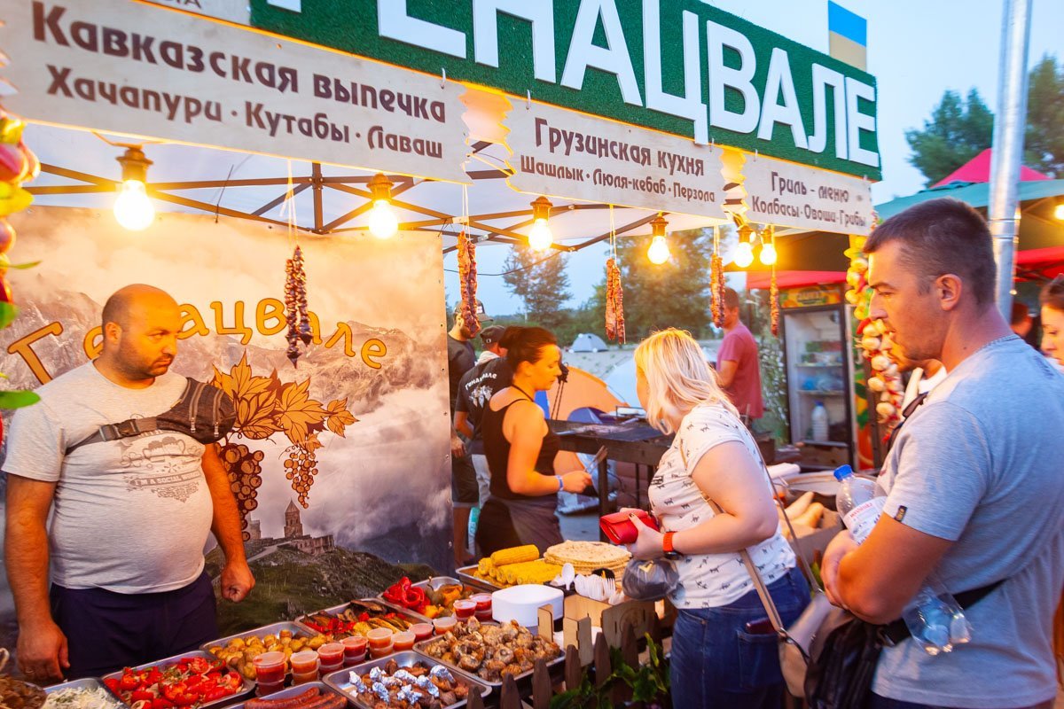 Большинство фуд-кортов были с грузинской едой