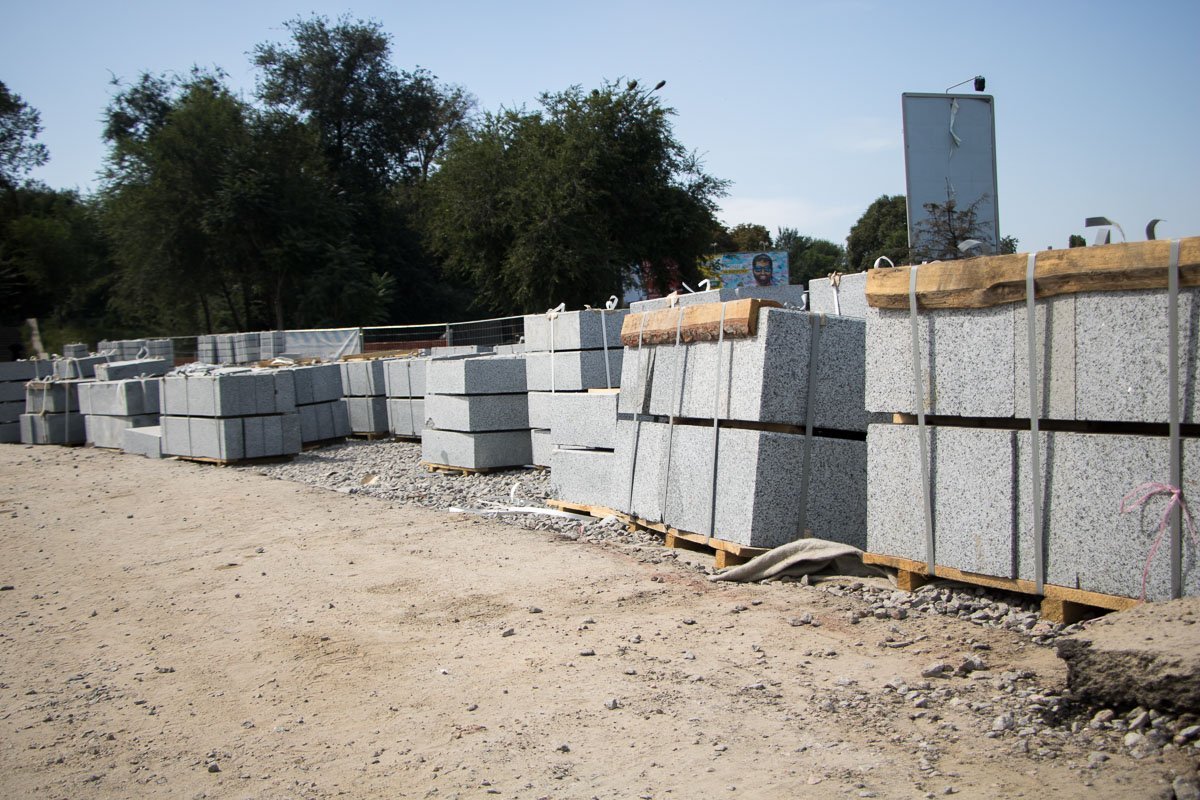 Рабочим еще много придется трудится 