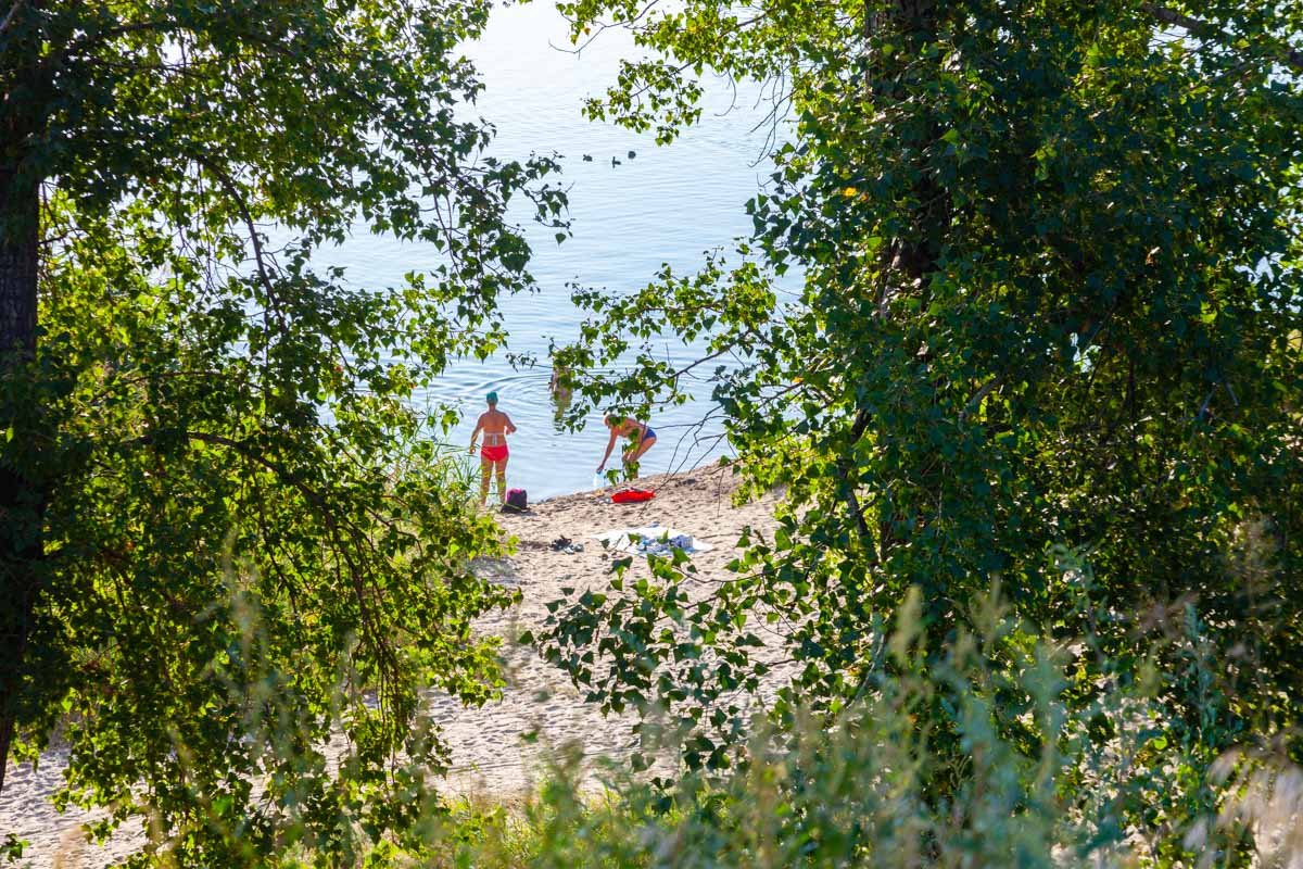 Рядом с местом происшествия находится пляж Рядом с местом происшествия находится пляж