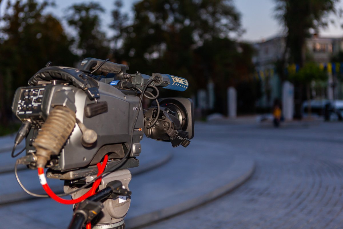 Без телевидения в этот день не обойтись Без телевидения в этот день не обойтись