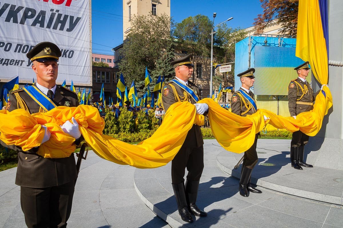 Вес флага более 20 килограмм Вес флага более 20 килограмм