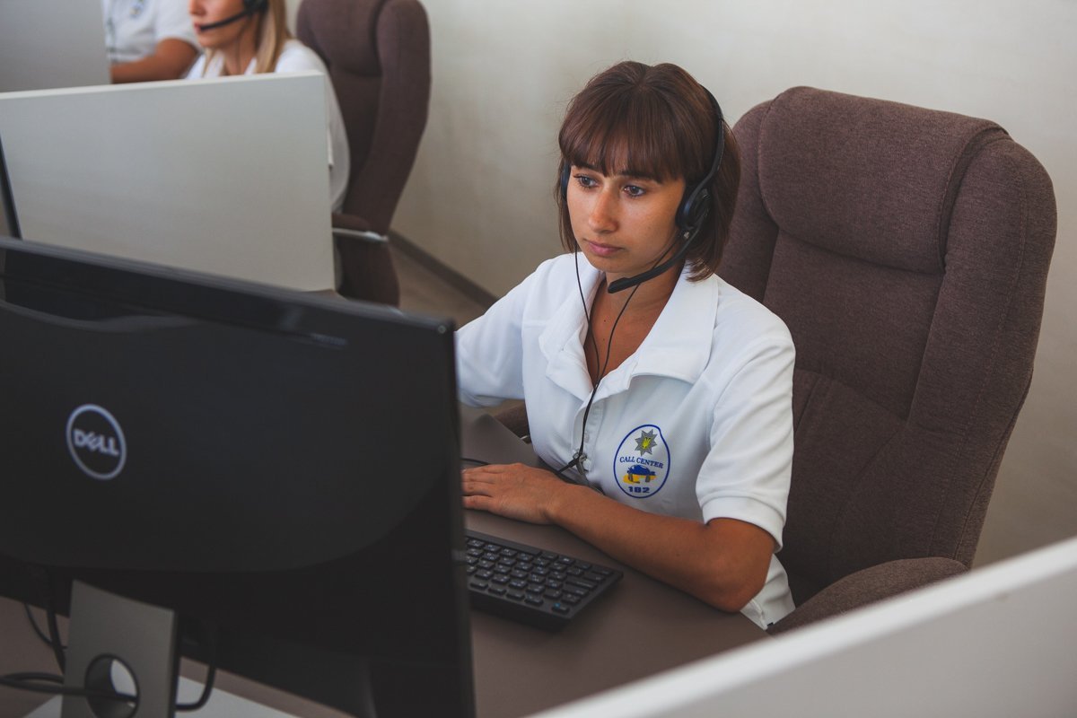 На сегодняшний день благодаря работе Ситуационного центра по горячим следам раскрывается 15% уличных преступлений На сегодняшний день благодаря работе Ситуационного центра по горячим следам раскрывается 15% уличных преступлений