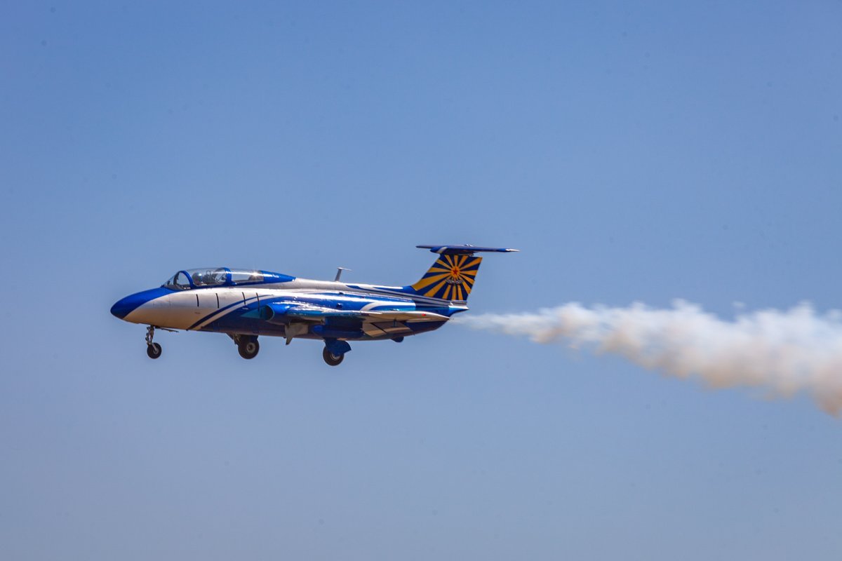 Масштабное авиашоу в Майском Масштабное авиашоу в Майском