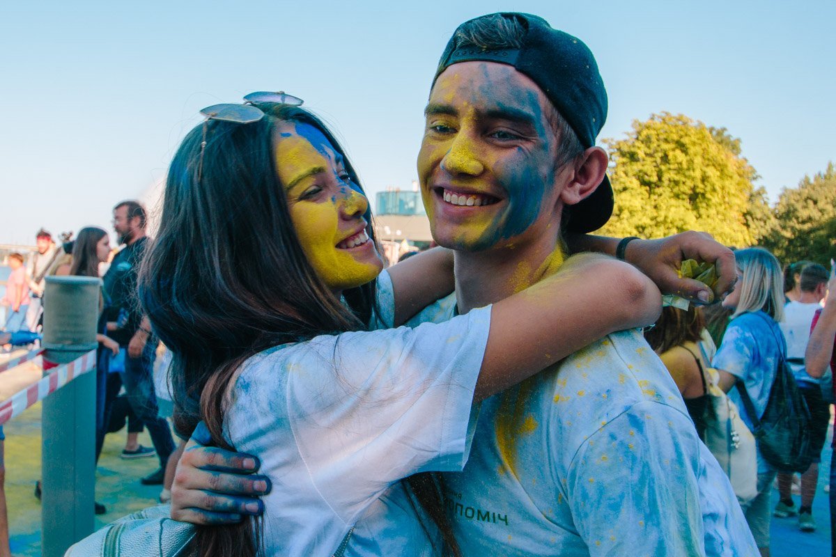 Светлые и яркие чувства Светлые и яркие чувства