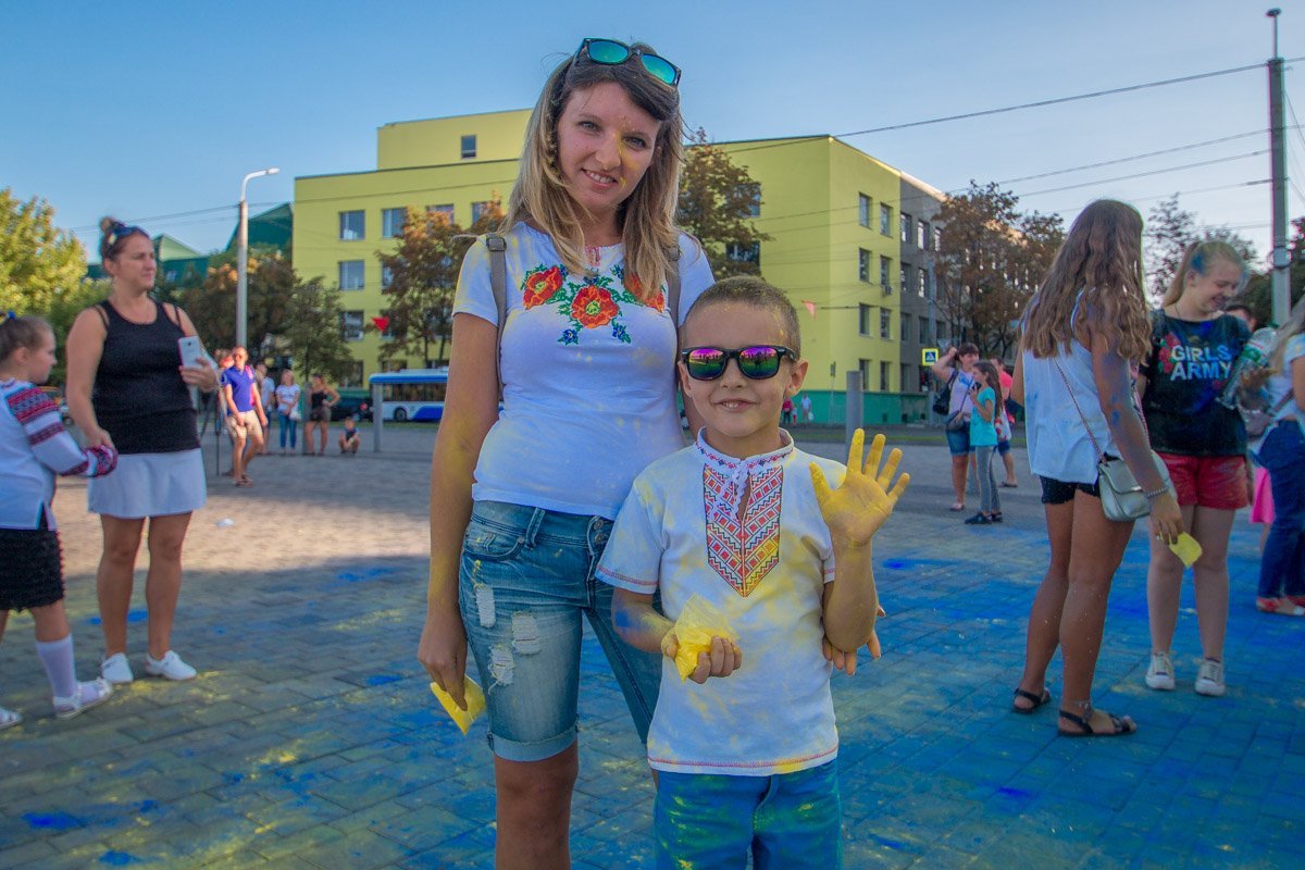 Жизнерадостный праздник Жизнерадостный праздник