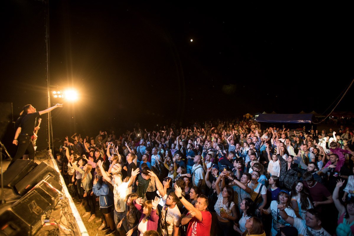 Музыканты зажгли публику