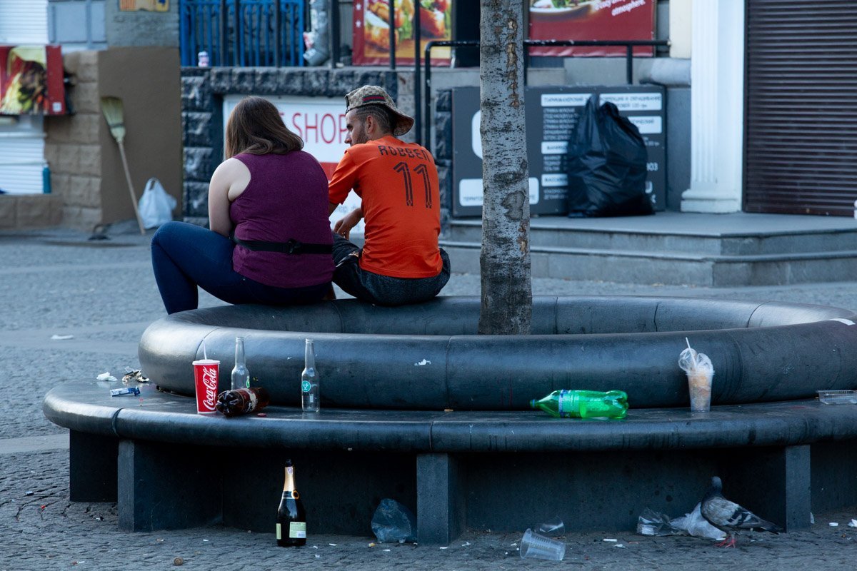 Некоторые жители Днепра все еще отмечают День Независимости