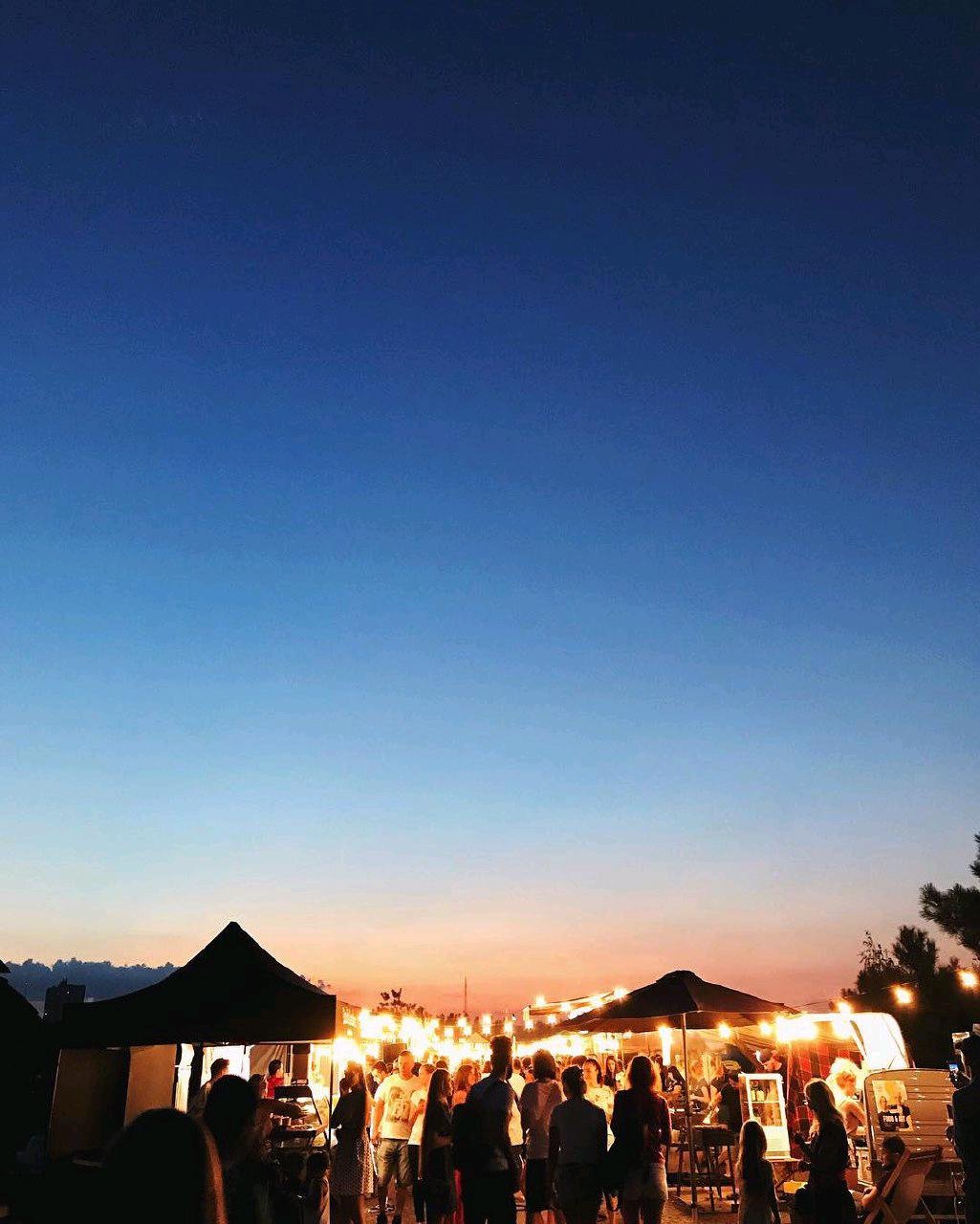 Огни ночного города. Фото: yuliaaa.che