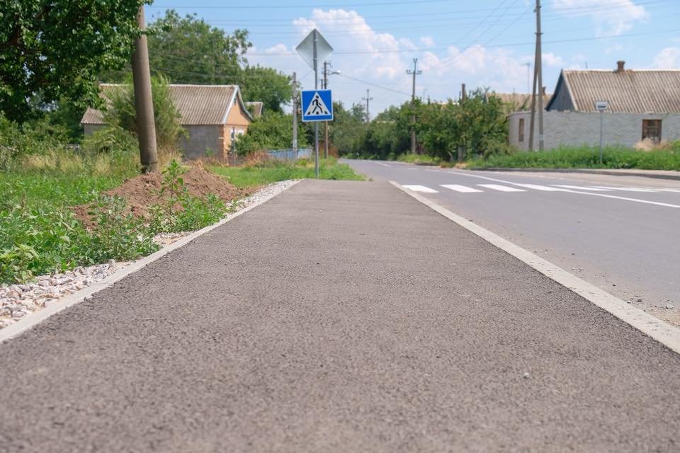В небольших населенных пунктах тоже ремонтируют дорожное покрытие