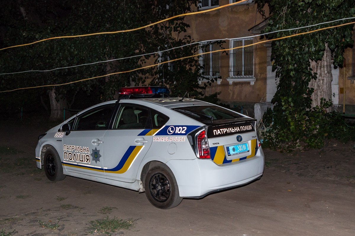 Квартира находится на 1 этаже дома Квартира находится на 1 этаже дома