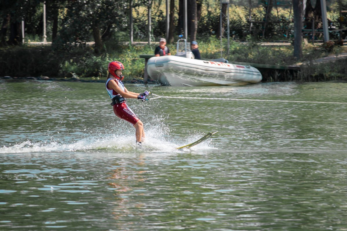 В прыжках с трамплина участники имели по три попытки В прыжках с трамплина участники имели по три попытки