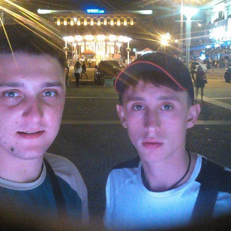 Поехали мы с другом как-то на дачу...