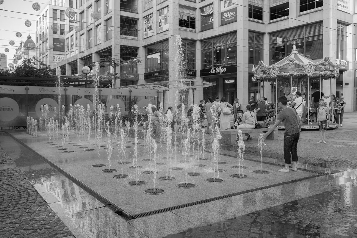 Так и хочется взять кисточку и разукрасить все так, как подсказывает сознание Так и хочется взять кисточку и разукрасить все так, как подсказывает сознание