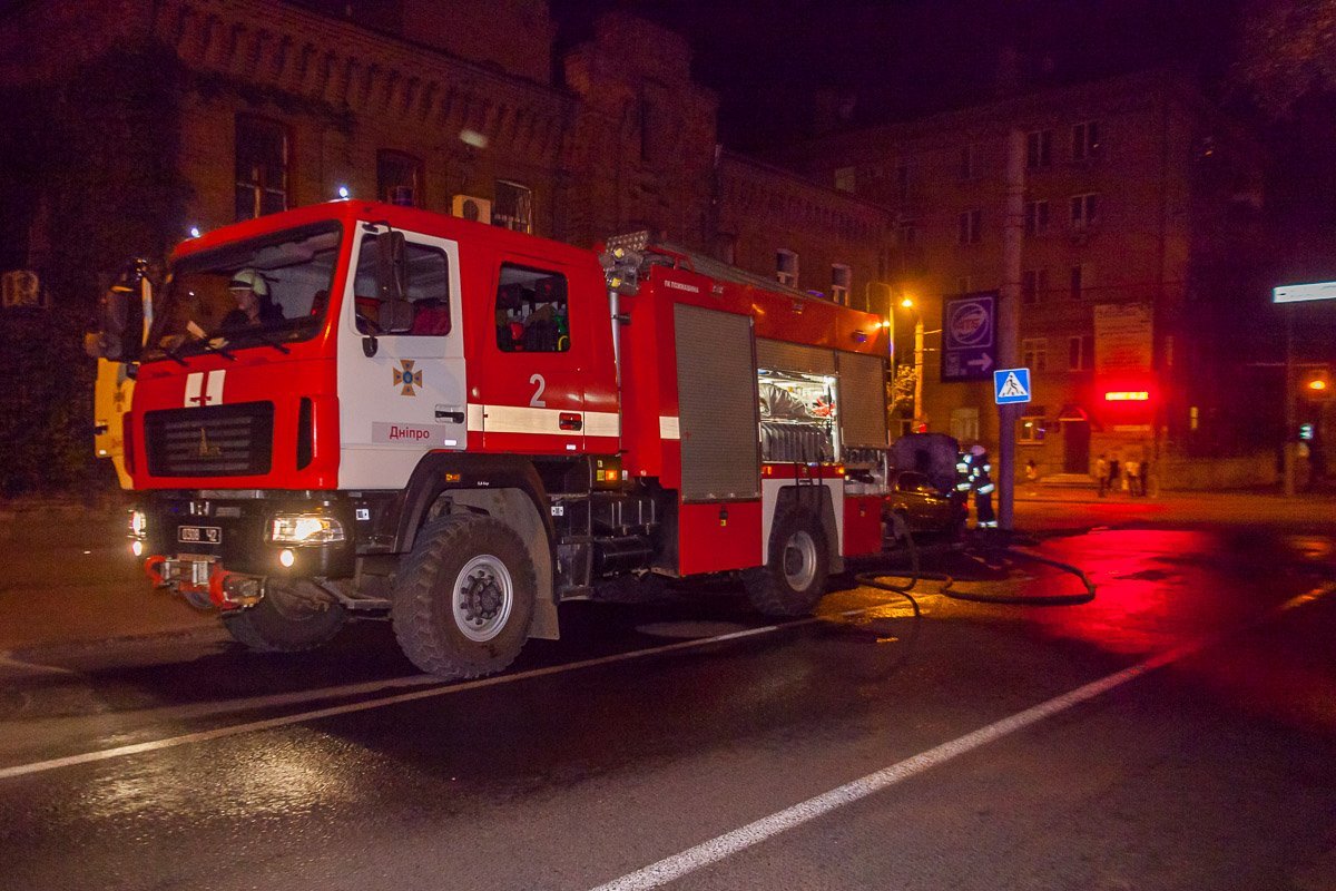 На ликвидацию пожара направили спасателей 2 пожарно-спасательной части 