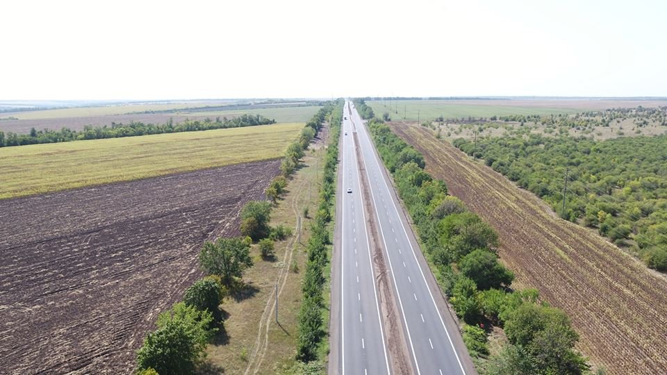 Дорогу между Днепром и Запорожьем превратили в европейскую трассу: как она выглядит сейчас 4