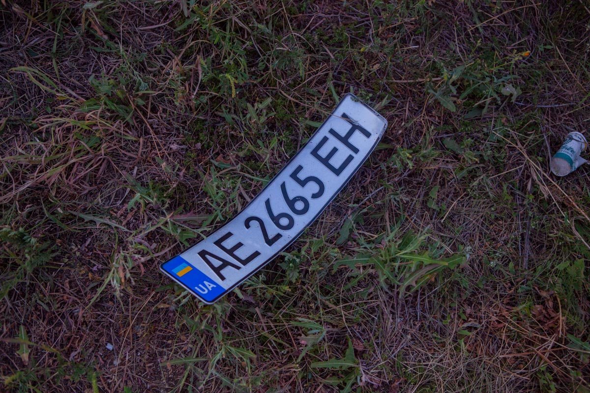 От ВАЗ отлетел номерной знак