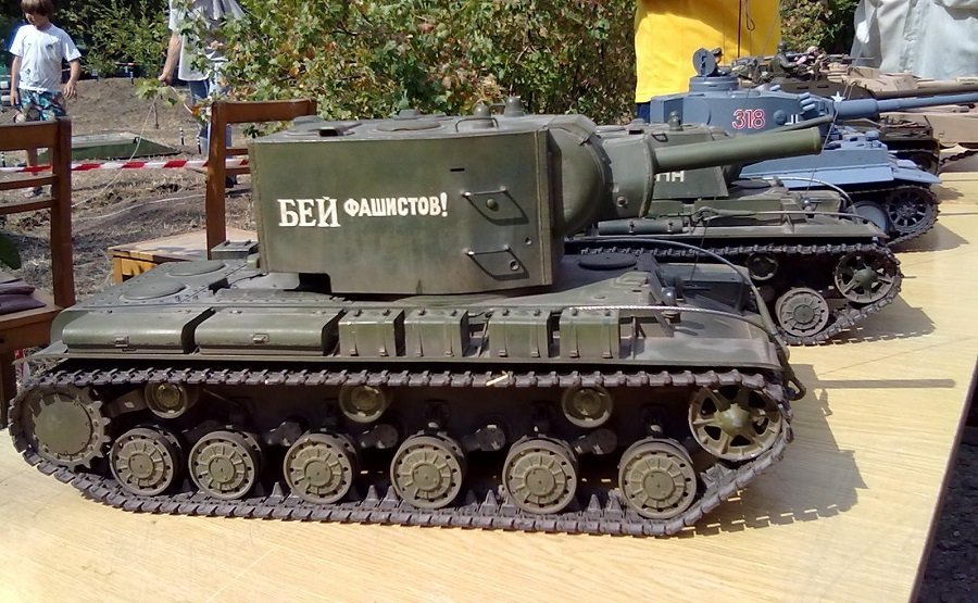 «С точностью до царапин на броне»: в Днепре пройдет парад моделей легендарных танков 1