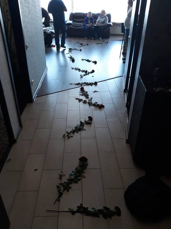 Молодые люди готовились к самоубийству Молодые люди готовились к самоубийству