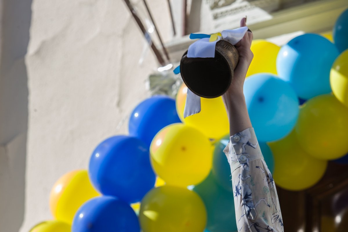 Звук, который вмиг заставляет страдать сотню школьников Звук, который вмиг заставляет страдать сотню школьников