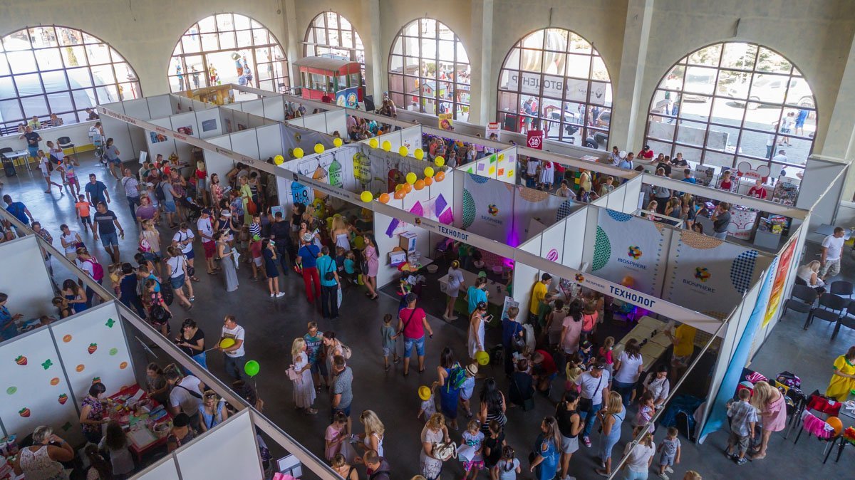 Город профессий - это семейный фестиваль, который проходит в Днепре уже не впервые Город профессий - это семейный фестиваль, который проходит в Днепре уже не впервые