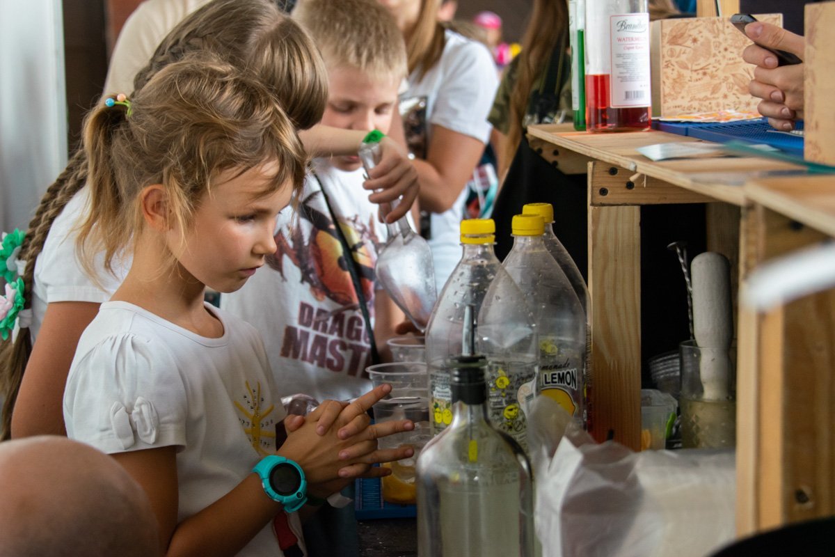 Можно было попробовать приготовить свой лимонад Можно было попробовать приготовить свой лимонад