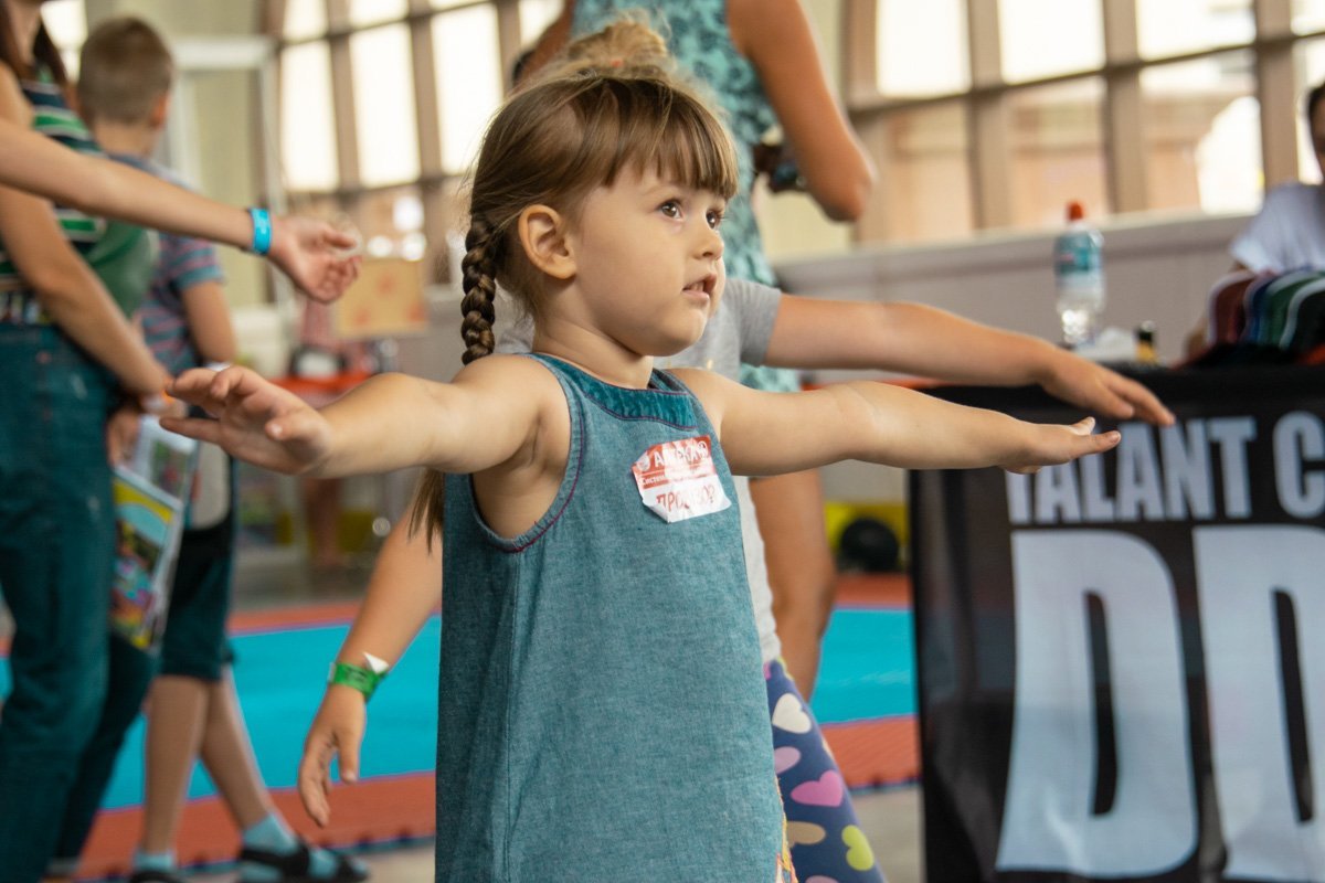 Немного потанцуем Немного потанцуем